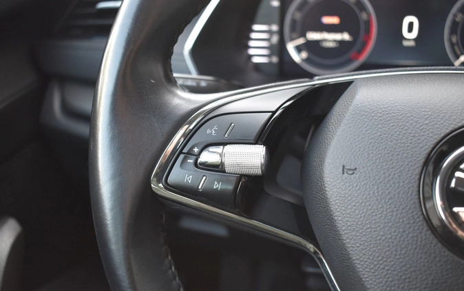 Skoda Octavia cena 69900 przebieg: 153722, rok produkcji 2020 z Poznań małe 781